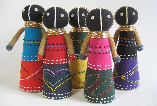 Ndebele Puppen